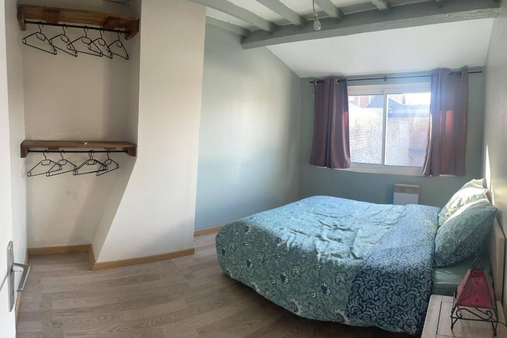 Maison A 2 Pas Du Centre Ville Peronne  Luaran gambar